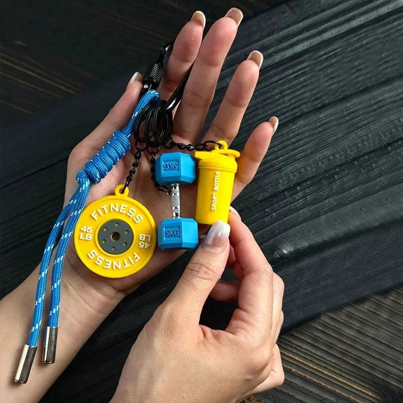 Fitness Keychain for Gym Lovers Premium Gift Sports Enthusiasts Accessories for Workout Bags Water Bottles D-shaped Buckle